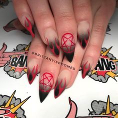 Stiletto Halloween Nails, Short Stiletto Nail Art, Ongles Goth, Short Stiletto Nails, Short Stiletto, Horror Nails, Nail Art Halloween