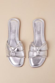 The Seychelles Shades of Cool Silver Metallic Knotted Flat Slide Sandals are a summer must-have for endless warm weather OOTDs! Metallic textured faux leather shapes an almond-shaped footbed and a lightly padded vamp formed by a network of straps that create a knotted detail at the top. The simple slide-on design makes for effortless, everyday styling! 0. 5" rubber heel. Lightly cushioned insole. Rubber sole has nonskid markings. Man made materials. Imported. Lulus | Shades of Cool Silver Metall Shades Of Cool, Chic Sandals, Almond Shaped, Silver Sandals, Sandal Heels, Metallic Sandals, Aesthetic Shoes, Trendy Shoes, Rubber Heels