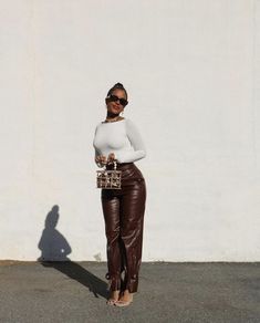 Black Parisian Style, Brown Leather Dress Outfit Winter, London Outfit Black Women, Girls Night Out Outfit Ideas Winter, Brown Outfits For Black Women, Thanksgiving Outfits Black Women, Brown Leather Pants Outfit, All Brown Outfit, Brown Leather Pants