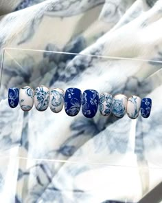 Nails inspired by high tea sets. Nails With Royal Blue, Framed Nails, Nail Shape And Length, Pattern Nails, China Nails, Toile Pattern, Nails Inspired, Cleansing Pads, Nail Patterns