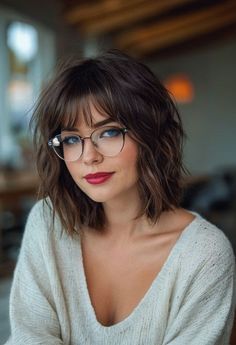 Thick Short Bob Hairstyles, Medium Layered Pixie Haircut, Short Straight Thick Hair Styles, Shaggy Bob Wedding Hair, Short Womens Haircuts For Thinning Hair, Versatile Bob Haircut, Shoulder Length Choppy Hair With Bangs, Layered Bob With Bangs Round Face, Medium Hair Bangs Round Face