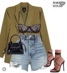 Casual Ladies Night Outfit, Concert Outfit Corridos, Draft Party Outfit, Mystic Archetype Fashion Style, Mall Outfit Black Women, Concert Outfit Spring Night, Nyc Daytime Outfits, Spring Club Outfits Black Women, Glamorous Everyday Outfits