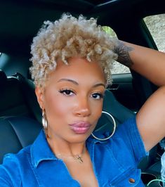 A vibe called blessed…… Afro Hair Color, Rod Curls, Blonde Twa, Tapered Twa, Short Platinum Blonde Hair, Grey Hair Looks, Natural Hair Transitioning