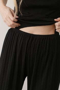 The Pointelle Simple Crop Pant is crafted with 100% Organic Cotton, featuring a cropped fit, wide leg and elastic waist. Made in Los Angeles Wide-leg Pants With Elastic Waistband For Daywear, Wide-leg Bottoms With Wide Waistband, Chic Wide-leg Pants With Wide Waistband, Spring High Waist Wide Leg Pants With Wide Waistband, Chic Wide Leg Culottes With Elastic Waistband, Summer Stretch Wide-leg Culottes, Stretch Wide-leg Harem Pants For Loungewear, Stretch Wide Leg Culottes With Elastic Waistband, Stretch Wide-leg Harem Pants For Fall