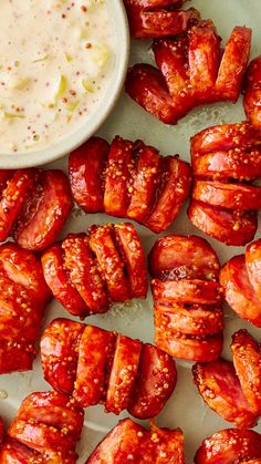 Hasselback Sausage Bites Hasselback Sausage, Conecuh Sausage Recipes, Conecuh Sausage, Sausage Bites, Tailgate Recipes, Finger Food Recipes, Breakfast Party Foods, Easy Dinner Casseroles