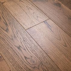 an image of wood flooring that looks like it has been cleaned and is ready to be used