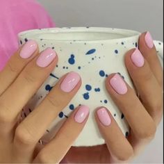 24 Pieces Fake Press On Nails Color May Vary Due To Lighting Size One Size Condition New Comes With Mini Nail File And Glue Adhesive Strips Fake Press On Nails, Light Pink Nail Polish, Tropical Vacation Nails, Dip Manicure, Baby Pink Nails, Cute Short Nails, Solid Color Nails, Manicure Colors, Light Pink Nails