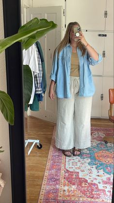 Easy Nice Outfits, Casual Graduation Outfit Ideas, Paint Night Outfit, Coastal Granddaughter Plus Size, Chessy Aesthetic Outfits, Rainy Day Farmers Market Outfit, Boho Curvy Style, Coastal Grandma Outfits Plus Size, Plus Size Summer Outfits Modest