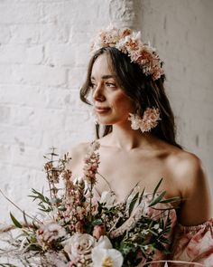 "Designed for free spirited bohemian brides, this stunning Blossom pink bridal dried flower crown wedding headband is the perfect hair accessory for your special day. Each flower crown is handmade in Britain by Luna and Wild. Featuring a selection of premium quality dried and preserved flowers including straw flowers in pink and ivory tones, bunny tails, canary grass, bloom broom, preserved hydrangeas and bleached ruscus delicately hand wrapped with natural twine around a thin alice headband bas Bleached Ruscus, Flower Hair Pins Wedding, Flower Hydrangea, Dried Flower Crown, Gypsophila Wedding, Straw Flowers, Flower Headband Wedding, Alice Headband, Floral Wedding Hair