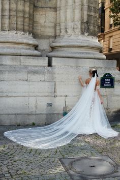 Adore Veil - Galia Lahav Galia Lahav Bridal, Opera Dress, Galia Lahav Wedding Dress, Fairytale Bridal, Gigi Dress, Carrie Dress, Veil Cathedral, Boho Gown, Cathedral Length Veil