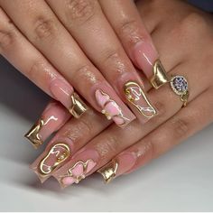 Pink Gold Nails Design, Pink And Gold Nails Acrylic, Gold Pink Nails, Pink And Gold Nail Designs, Nails Pink And Gold, Gold And Pink Nails, Pink And Gold Nails, Pink Gold Nails, Pink Nail Inspo