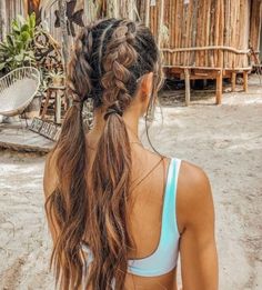 Pool Hairstyle Ideas, Beachy Hair, Beach Hairstyles Medium, Bohemian Hairstyles, Pool Hairstyles, Beach Hairstyles, School Looks, Sporty Hairstyles, Grunge Hair