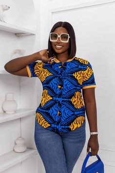 African Print Tops With Jeans, Ankara Tops Blouses, Ankara Top Styles, Ankara Blouse, Blouse Tops Designs, African Blouses, Ankara Clothing, Ankara Tops, African Tops