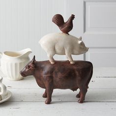 Stacked Animals Ranch Figureine - D&J Farmhouse Collections Nursery Photography, Farmhouse Decor Trends, Home Decor Boards, Animals Sculpture, Farmhouse Trends, Kitchen Decor Inspiration, Cottage Home Decor, Rooster Decor, Beautiful Farmhouse