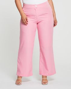 This plus size pant was designed for the casual side of your closet, for weekends and lowkey days Pink Straight Cargo Pants For Summer, Pink Wide Leg Pants With Side Pockets For Spring, Pink Wide Leg Cargo Pants For Summer, Pink Straight Cargo Pants For Spring, Pink Straight Pants With Side Pockets, Pink High-waisted Pants With Side Pockets, Pink Ankle-length Pants With Pockets, Pink Relaxed Fit Ankle-length Bottoms, Pink Straight Leg Cargo Pants For Spring