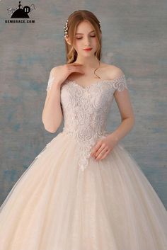 Unique Lace Off Shoulder Champagne Tulle Ballgown Wedding Dress Big Ballgown Tulle Wedding Dress Ballgown, Trumpet Wedding Dress Lace, Delicate Gown, Cocktail Bridesmaid Dresses, Big Wedding Dresses, 2016 Wedding Dresses, Tulle Wedding Dress, Ball Gowns Wedding, Unique Dresses