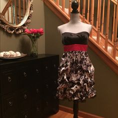 Very Pretty Dress! Special Occasion Dress, Pretty Dress, Special Occasion Dresses, Occasion Dresses, Pretty Dresses, Special Occasion, Colorful Dresses, Prom Dresses, Prom