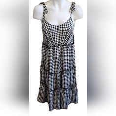 New With Tag, Never Worn Before Perfect Summer Dress Tie Straps Smocked Back 100% Rayon Machine Wash Size M Measurements: Bust: 30" Waist: 32" Length: At Least 42", Can Adjust Longer With The Straps Casual Gingham Tiered Dress, Casual Tiered Gingham Dresses, Plaid Cotton Tiered Dress, Summer Gingham Tiered Dress, Tiered Gingham Dresses For Summer, Summer Tiered Gingham Dress, White Summer Midi Dress, Yellow Sundress, Lime Green Shorts