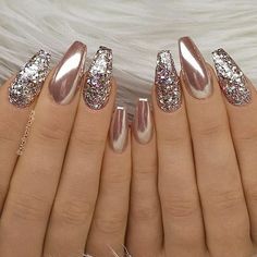 Here are 30 best bridal nail art designs for your wedding! | Find the gorgeous nail art ideas for brides that are trending this wedding season! Rose Gold Metallic Nails, Christmas Gel, Bridal Nail Art, Nagellack Trends, Her Nails, Shiny Nails, Nail Art Wedding, Metallic Nails, Popular Nails