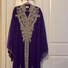 Kaftan Style Dress. Deep Purple With Silver Beading Down Front. Lined Sleeves. Size 2xl. Kaftan Style Dresses, Kaftan Style, Style Dress, Deep Purple, Color Purple, Beading, Maxi Dress, Womens Dresses, Beads