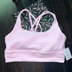 Brand New With Tags Lululemon Energy Bra Ribbed Color Meadow Sweet Pink (Mepk) Size 14 Please Note I Do Not Accept/Respond To Low Ball Offers Reasonable Offers Only Please And Thank You Guaranteed Authentic 5 Star Top Rated Seller Next Day Shipping W920 Cute Bra Tops, Xc Outfits, Dancer Routine, Lulu Wishlist, Meadow Sweet, Soccer Clothes, Lulu Sports Bra, Sport Fits, Track Star