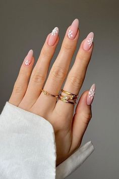 Best winter nail ideas | trendy winter nails | cute winter nails | simple winter nails | aesthetic winter nails | short winter nails Nail Noel, Snowflake Nail, Snowflake Nail Art, Winter Nails Acrylic, Festival Nails