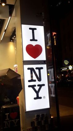 i love nyny sign on the side of a building