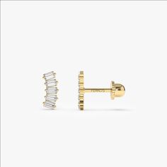 "Helix Piercing / 14k Gold Baguette Diamond Screw Back Cartilage Piercing / Diamond Tragus Piercing by Ferko's Fine Jewelry Item Details * Sold as a Single Piercing * Gold Kt: 14K * Available Gold Color: Rose Gold, Yellow Gold, White Gold * Length of Bar: 6 MM * Baguette Diamonds: 10 pcs 2.75 x 1.5 * Total CTW: 0.30 ctw (pair) * Diamond Color-Clarity: G Color SI Clarity Be sure to hit \"favorite\" on the right so it remains in your favorites list and/ or add to your wishlist(s). ▶ Want to find o Gold Baguette Cut Jewelry For Evening, Yellow Gold Baguette Jewelry For Evening, Luxury Yellow Gold Baguette Earrings, Gold Baguette Earrings For Formal Occasions, Elegant Gold Baguette Earrings, Formal Gold Baguette Earrings, Single Piercing, Tragus Piercing, Gold Armband