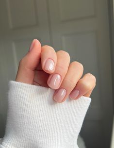 Gabby | Nail Artist | ☁️ BARELY THERE ☁️ Using HONA’s PureBuild in the colour “Barely there” to achieve this gorgeous soft manicure! I’m obsessed and needed to… | Instagram Clean Girl Vibes, Manicure Colors, Nail Paint, The Colour, Nail Artist, Natural Nails, Manicure, Nails, Makeup