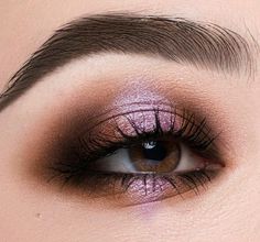 Lipstick With Purple Dress, Plum Eyeshadow Looks Brown Eyes, Purple And Brown Makeup, Mauve Eyeshadow Looks, Plum Makeup, Copper Eye Makeup, Mauve Eyeshadow, Purple Eyeshadow Looks, Plum Eyeshadow