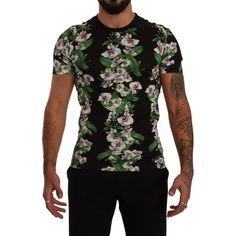 Indulge In The Epitome Of Italian Elegance With This 100% Authentic, Brand New Dolce Gabbana T-Shirt. A Fusion Of Comfort And Style, This Regular Fit Crewneck Features A Sophisticated Black With White Floral Print That’s Perfect For Any Contemporary Wardrobe. Crafted From The Finest Cotton For A Luxurious Feel Against The Skin, This T-Shirt Promises To Be A Staple Piece That Offers Both Fashion And Functionality. Made In Italy, It’s Detailed With The Iconic Logo, Ensuring A Touch Of Brand Presti I Am A Nurse, Dolce And Gabbana Shirts, It Logo, Dolce Gabbana T Shirt, Italian Elegance, Contemporary Wardrobe, Iconic Logo, Elegant Floral, Staple Pieces