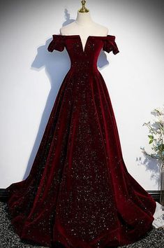 Black And Red Prom Dress, Prom Dress Burgundy, Robes Glamour, Formal Dresses Graduation, Off Shoulder Evening Dress, Sparkly Party, Prom Dress Evening, Graduation Dresses, Burgundy Prom Dress