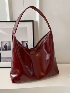 Brown Leather Knee High Boots, Hobo Bag Patterns, Uni Bag, Red Leather Bag, Slouchy Bag, Red Leather Handbags, Vintage Leather Bag, Shiraz, Leather Hobo