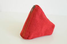 Organic cotton pouch, red pouch, coin purse, mini organizer, zipper pouch, mini bag, pouch bag, key Red Zippered Coin Purse For Daily Use, Red Zipper Coin Purse For Daily Use, Red Coin Purse With Zipper For Daily Use, Red Bag With Zipper Pocket For Gift, Mini Organizer, Key Purse, Cotton Pouch, Small Organization, Mini Purse