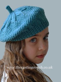 Knit Beret Pattern, Beret Knitting Pattern, Beret Pattern, Knitting Patterns Free Scarf, Knit Beret, Pretty Leaf, Knitted Beret, Casting On, Free Scarf