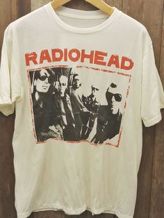 Neo Grunge, Vintage Band T Shirts, Fashion 90s, Radiohead, Vintage Band, Band Shirts, Grunge Style, The Band, New Classic