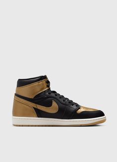 Nike has imagined and created functional, fashion-forward footwear and apparel in reflection of its sportswear roots since 1964. The Air Jordan 1 Retro High OG 'Metallic Gold' Sneakers are defined by a luxurious metallic colourway, making it a statement piece in any sneaker collection. Made with a leather upper, it features iconic Air Jordan 1 design elements such as a perforated toe, Swoosh detailing on the side walls, and an embossed Wings insignia on the ankle collars.
- Limited to one pair per customer- High top silhouette- Leather upper- Lace-up closure - Swoosh on sidewalls - Embossed Wings insignia on ankle collars- Nike Air-Sole unit - Rubber outsole Note: International shipping is not available for this item.
Materials:Upper: Leather. Outsole: Rubber.
Sizing:Item fits true to size Gold Sneakers, Jordan 1 High Og, Air Jordan 1 Retro High Og, Functional Fashion, Air Jordan 1 Retro High, Air Jordan 1 High, Jordan 1 High, Air Jordan 1 Retro, Jordan 1 Retro High