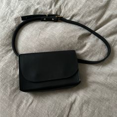 Like New Black Leather Waist Bag. Perfect Small Bag For A Classic Look. Leather Waist Pack, Leather Waist Bag, Waist Pack, Waist Bag, Small Bag, Classic Looks, New Black, Crossbody Bags, Black Leather