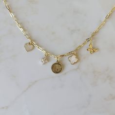 Charm Necklace Diy How To Make, Charm Necklace Inspo Gold, Hobby Lobby Necklace Diy, Necklace Charm Ideas, Hobby Lobby Charm Necklace, Chain Charm Necklace, Dainty Charm Necklace