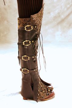 Leather Steamwork Grieves - Verillas Victorian Boots Women, Steampunk Outfits, Women Steampunk, Steampunk Shoes, Dark Skirts, Mode Steampunk, Victorian Boots, Steampunk Cosplay, Womens Shoe