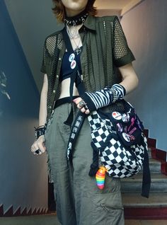 Casual Enby Outfits, Street Artist Outfit, Grunge Androgynous Outfit, Arcadecore Aesthetic Outfit, Small Town Outfit Aesthetic, Ecopunk Fashion, Grommet Belt Outfit, 80s Alt Fashion, Gender Fluid Outfit