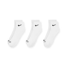 The Nike Everyday Plus Cushioned Socks bring comfort to your workout with extra cushioning under the heel and forefoot and a snug, supportive arch band. Sweat-wicking power and breathability up top help keep your feet dry and cool to help push you through that extra set.Cushioning under the forefoot and heel helps soften the impact of your workout.Dri-FIT technology helps your feet stay dry and comfortable.Band around the arch feels snug and supportive.Breathable knit pattern on top adds ventilation.Reinforced heel and toe are made to last.More Details 63-70% cotton/28-35% polyester/2% polyurethane Note: Material percentages may vary. Check label for actual content. Machine wash Imported 100% TEXTILE Style # SX6890-100-L Color : White Nike Shorts Women, Christmas Wants, Socks Nike, Half Socks, Moving To Florida, Running Socks, Womens Shoes High Heels