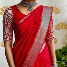 Blouse Design Front And Back, Sari Blouse Design, Blouse Design Ideas, Plain Lehenga, Brocade Blouse Designs, Latest Blouse Designs, Cotton Saree Blouse Designs