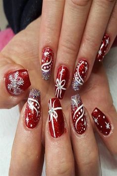 Christmas Vibes #christmas #christmasnails #christmasnailart #christmasnaildesign #christmaswallpaper #christmaswalldecor #christmasbaby #christmasbabies Xmas Nail Art, Red Nail Art, Holiday Nail Designs, Her Nails, Christmas Nail Art Designs, Red Nail Designs