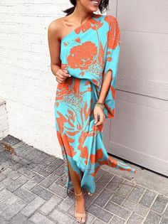 Boho Mode, One Sleeve Dress, Maxi Dress Outfit, Bohemian Mode, Mode Boho, Vacation Wear, Mini Robes, Dress Sleeve Styles, Moda Boho