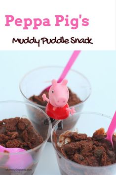 chocolate pudding cups with pink spoons and a Peppa Pig figurine Pig Themed Food Snacks Ideas, Peppa Pig Birthday Food Ideas, Muddy Puddles Peppa Party, Peppa Pig Birthday Food, Peppa Pig Muddy Puddle Cake, Peppa Pig Birthday Party Food, Peppa Pig Party Food, Peppa Pig Games, Peppa Pig Muddy Puddles