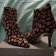 Walter Steiger Short Ankle Boot.In Good Condition. I Wore Them Lovingly. Black, With Beige Spots. Zipper Up The Back With Fringe Hot Hot Hot .(Even My Husband, Thinks They Are Hot) .Calling All Parkave Girls. Walter Steiger, Cheetah Print, Black Cream, My Husband, Bootie Boots, Ankle Boot, Ankle Boots, Women Shoes, Zipper