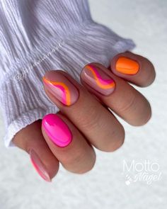 Summer Nails 2023, Cruise Nails, Orange Nail Designs, Orange Nail, August Nails, Summery Nails, Casual Nails, Cute Gel Nails, Nails 2023