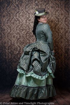 Victorian Seamstress, 1870 Dress, Bustle Dresses, 1870s Dress, Ideal Husband, Historical Outfits, Victorian Era Dresses, Victorian Gown, Victorian Elegance