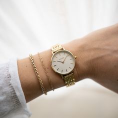 Already a true design classic, the Ruby Petite has a contemporary edge and a fresh look. A stylish watch, modern and timeless at the same time. Stylish Watches For Women Classy, Classy Watches Women, Watch Women's Classy, Elegant Jewelry Classy, Women Watches Classy Elegant, Minimalist Watch Women, Elegant Watches Women, Female Watches, White Watches Women